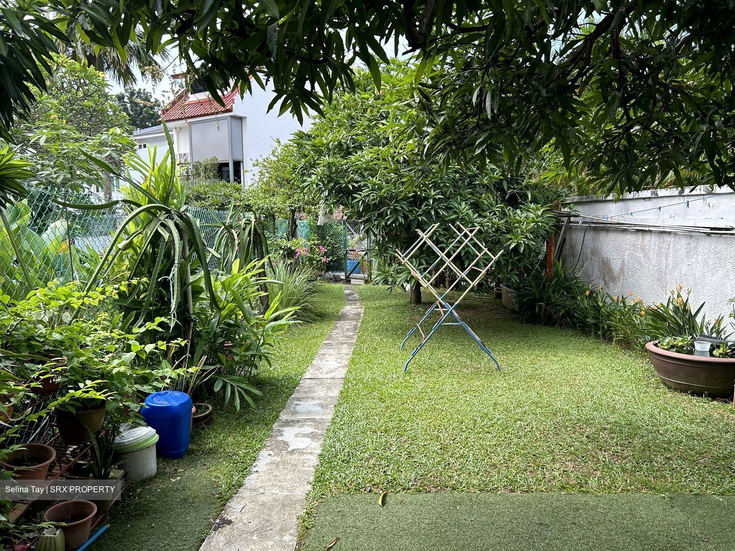 Sennett Estate (D13), Terrace #436241891